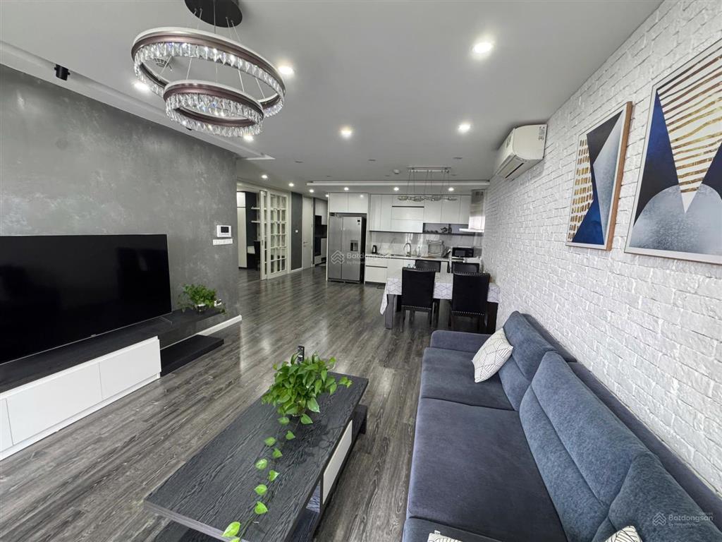 3pn. 146m². d’. le roi soleil. 59 xuân diệu