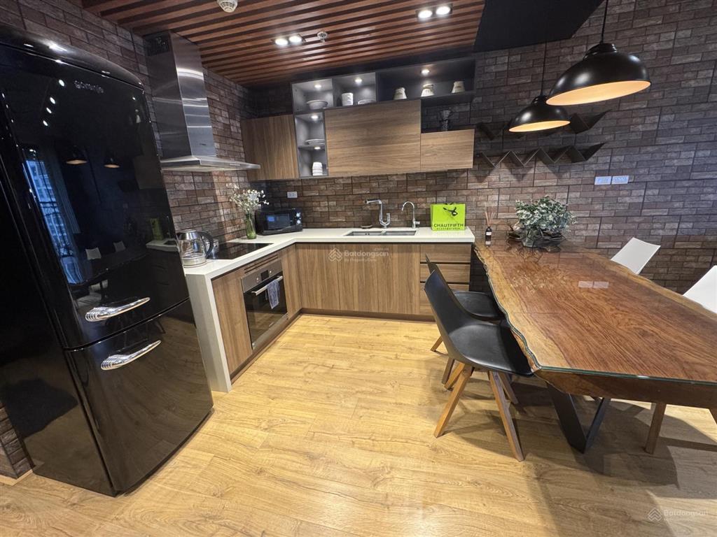 3pn. 146m². d’. le roi soleil. 59 xuân diệu