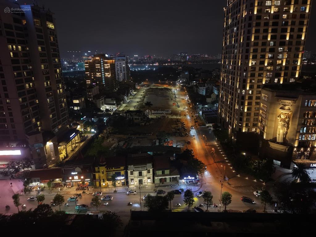 146m2 căn góc, ban công đường đặng thai mai. nhà mới nguyên, nội thất cao cấp