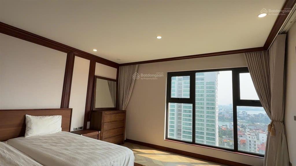 Tháp a. 146m2. ban công đông nam. thiết kế 3pn. nhà full nội thất. d’. le roi soleil. 59 xuân diệu