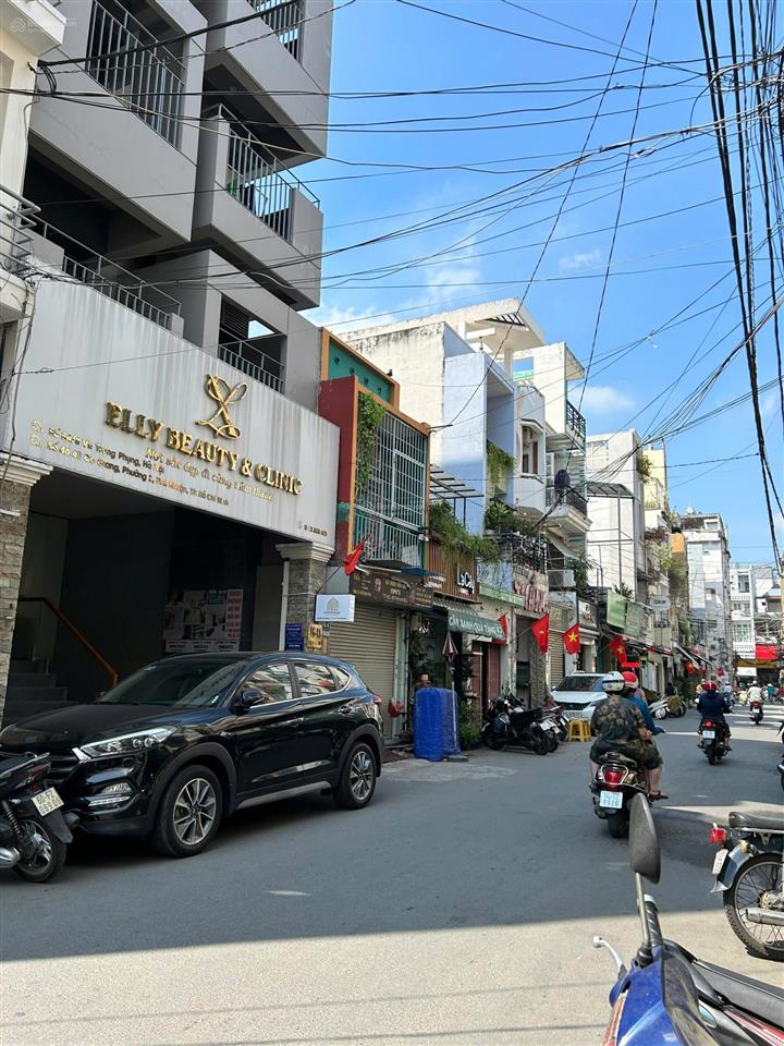 3 tầng mới mặt tiền cô giang  phan đình phùng ngay cầu kiệu q1