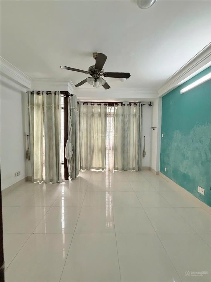 Vip mặt tiền hoa lan phan xích long phú nhuận 5 tầng chỉ 16,4 tỷ