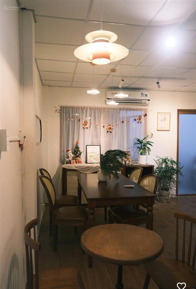 Bán nhà nguyễn văn trỗiphú nhuận đang kinh doanh quán cafe siêu cute 9,9tỷ