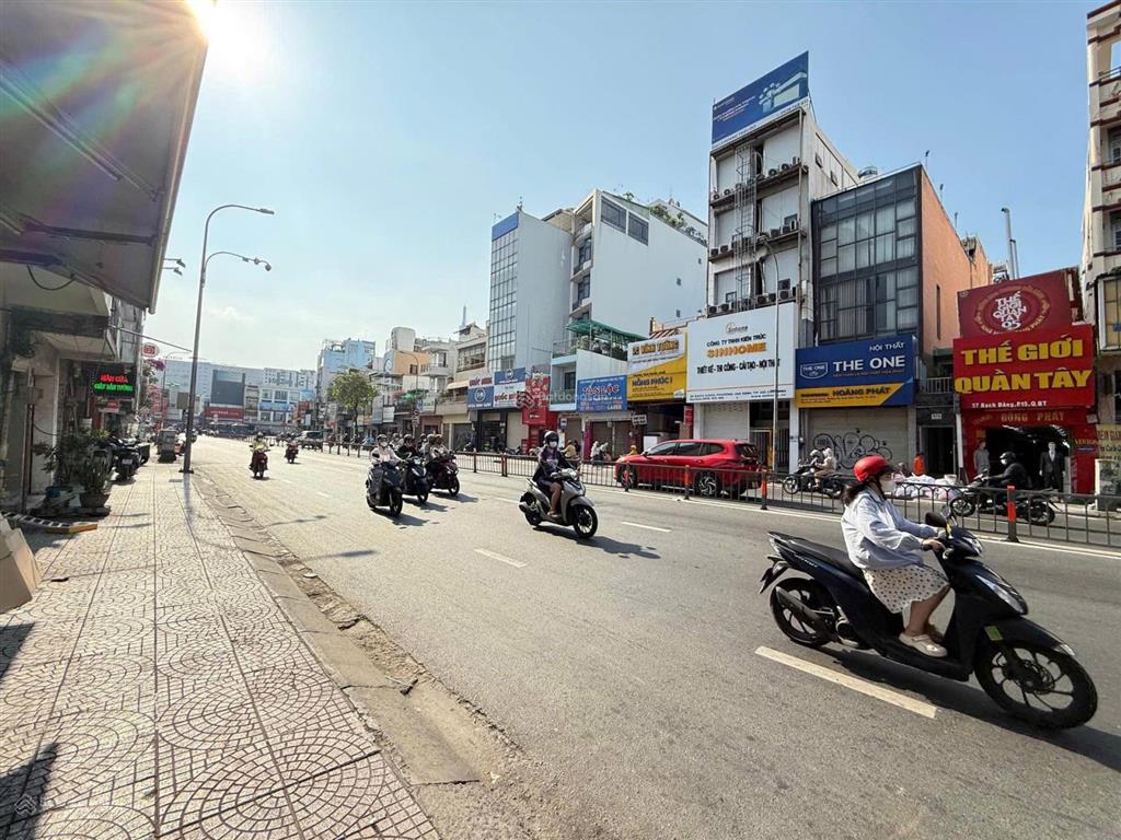 Bán nhà hẻm xe hơisát mặt tiền bạch đằng p14bình thạnh 80m212,9 tỷ
