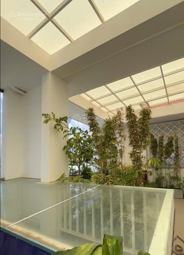 Bán nhà hxh hoàng văn thụ p8 phú nhuận5 tầng (7,5m x 14m)15 tỷ