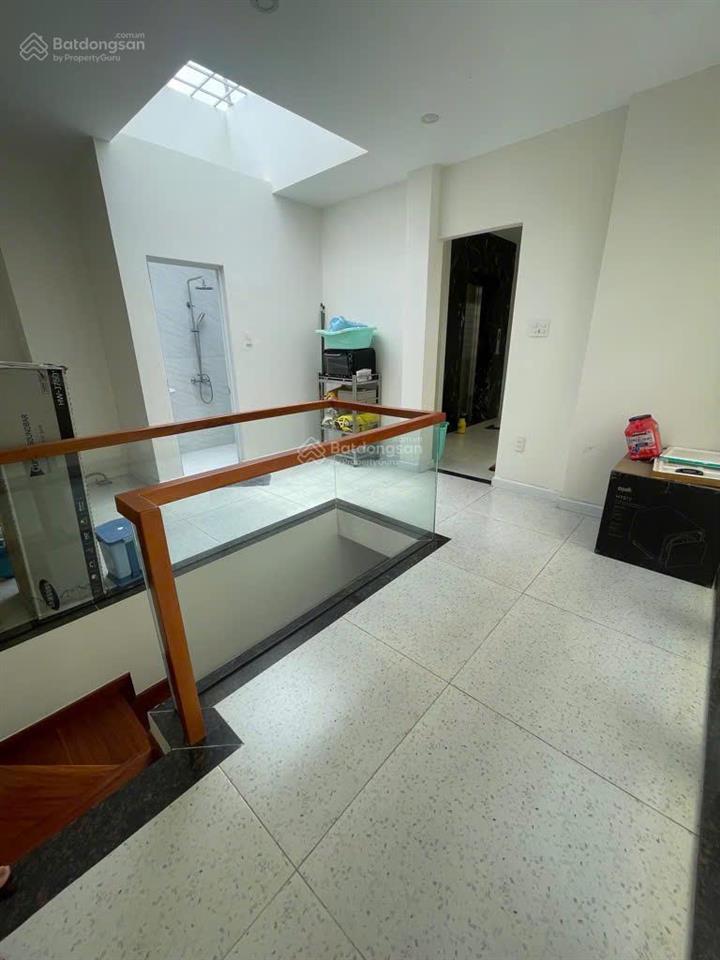 Bán nhà hxh hoàng văn thụ p8 phú nhuận5 tầng (7,5m x 14m)15 tỷ