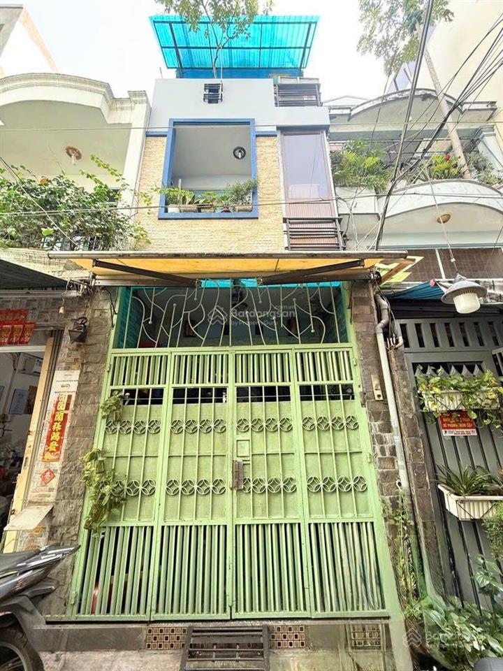 Bán nhà hxh nguyễn công hoanphan xích longphú nhuận 4 tầng 10,7 tỷ