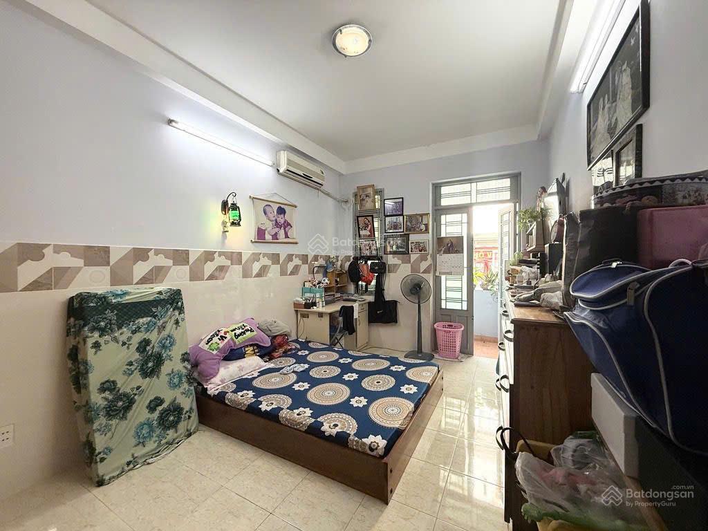 Bán nhà hxh nguyễn công hoanphan xích longphú nhuận 4 tầng 10,7 tỷ