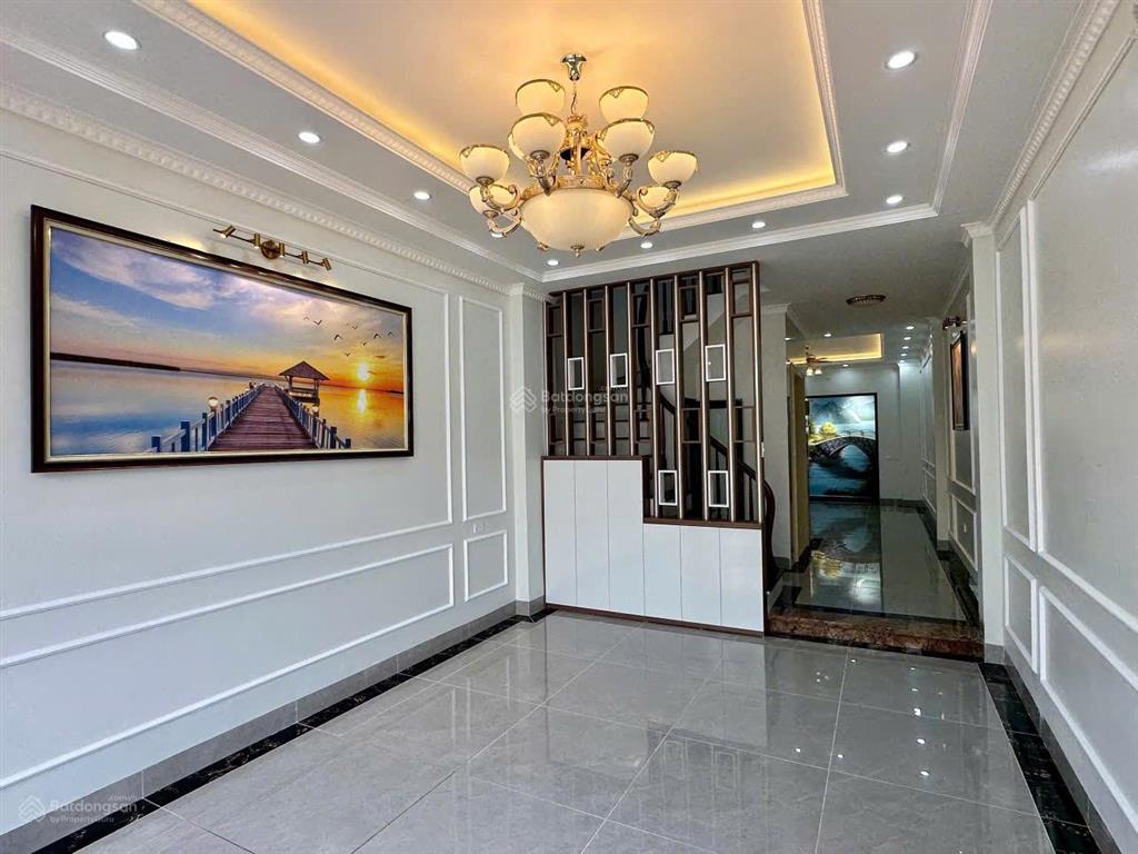 Bán nhà xây mới lạc long quân, cầu giấy 63m2x6 tầng thang máy ôtô vào kinh doanh chỉ hơn 19 tỷ.