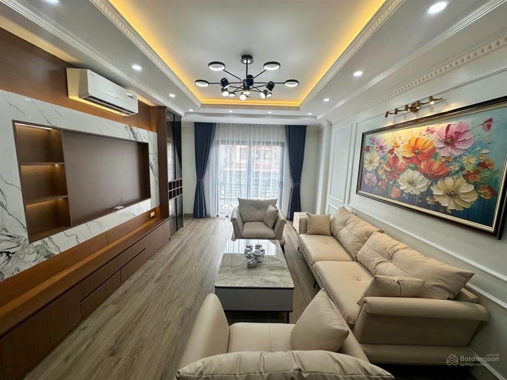 Bán nhà xây mới lạc long quân, cầu giấy 63m2x6 tầng thang máy ôtô vào kinh doanh chỉ hơn 19 tỷ.