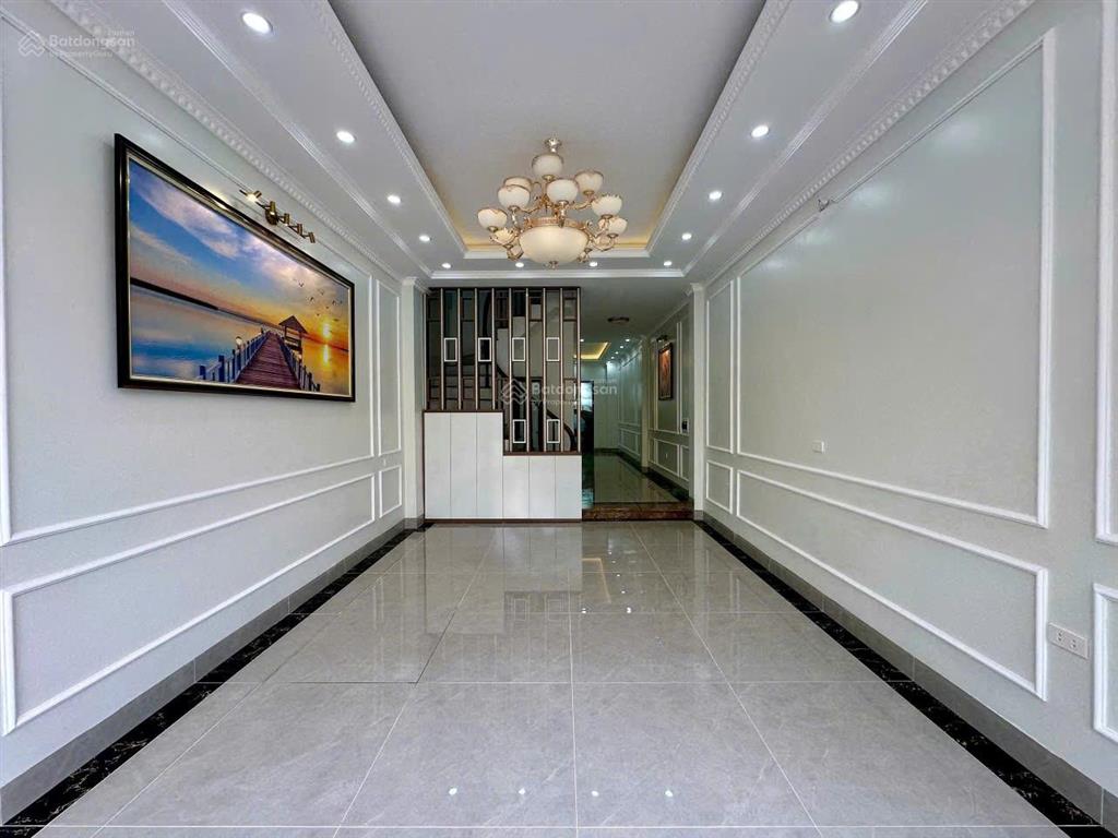 Bán nhà xây mới lạc long quân, cầu giấy 63m2x6 tầng thang máy ôtô vào kinh doanh chỉ hơn 19 tỷ.