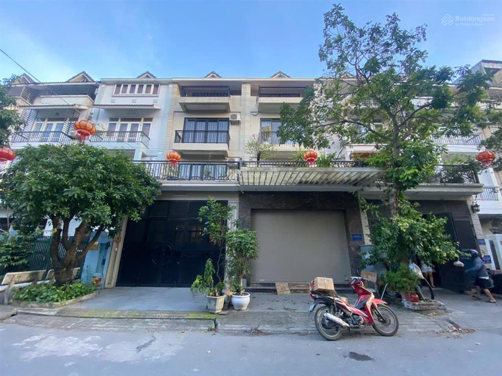 Quá hiếm!!!.duy nhất 1 căn liền kề view vườn hoa khu đô thị hud vân canh 110m2x4t chỉ 16.8 tỷ