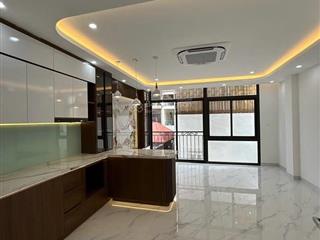 Cực hiếm nhà mới ô tô vào 60m2x6t phố đội nhân ba đình cực đẹp chỉ 16.5 tỷ