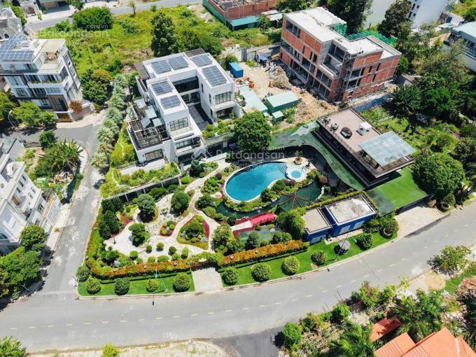 Làm hàng xóm với siêu dinh thự lớn nhất huy hoàng khi sở hữu lô đất giá tốt nhất hiện tại