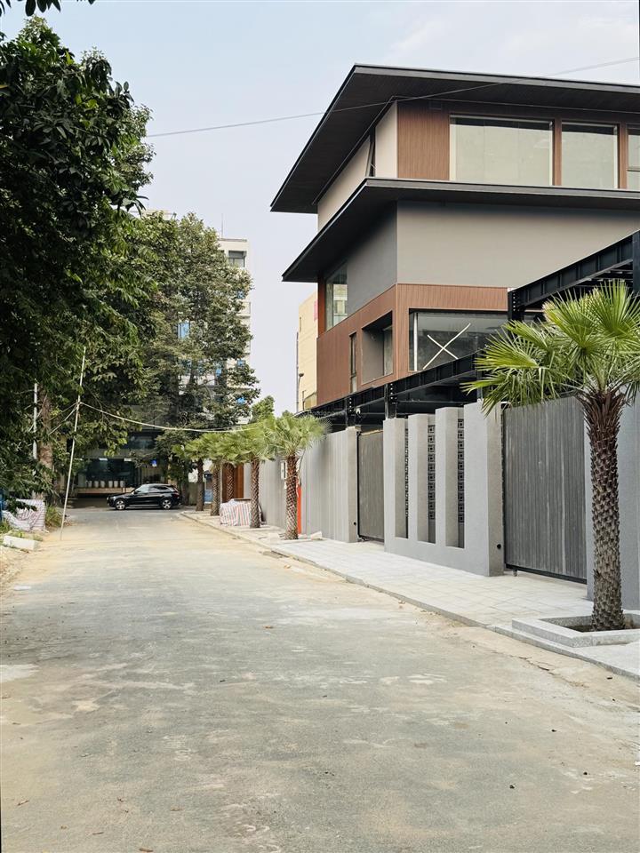 Làm hàng xóm với siêu dinh thự lớn nhất huy hoàng khi sở hữu lô đất giá tốt nhất hiện tại
