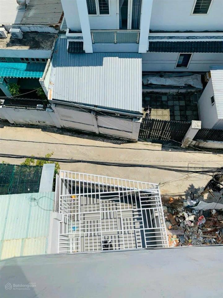 Nhà đường số 32 sát nguyễn thị định, đang mở rộng 30m đang gần hoàn thiện