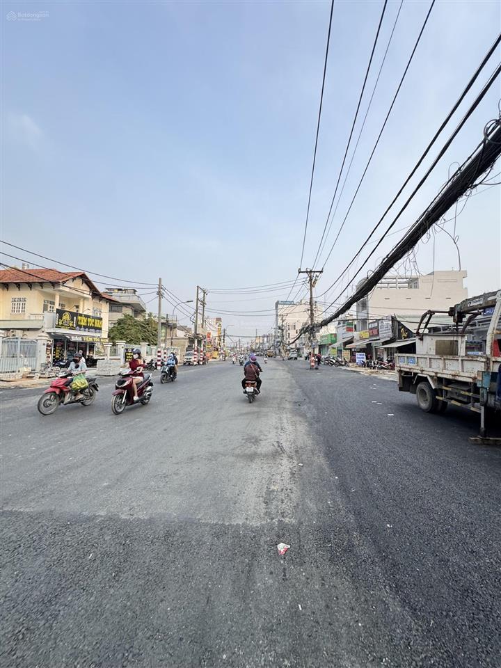 Nhà đường số 32 sát nguyễn thị định, đang mở rộng 30m đang gần hoàn thiện