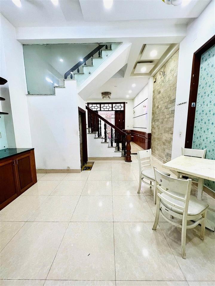 Mr.thanh còn sót lại căn nhà giá tốt tại khu nhà lầu bình trưng đông quận 2