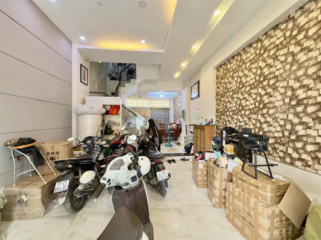 Mr thanh gửi đến căn nhà hxh thạnh mỹ lợi khu nhà lầu khang trang gần nguyễn thị định