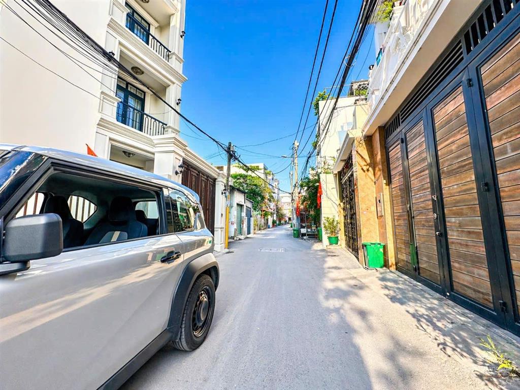 Bán lô đất mặt tiền đường số 42 bình trưng tây sau lưng bv lê văn thịnh