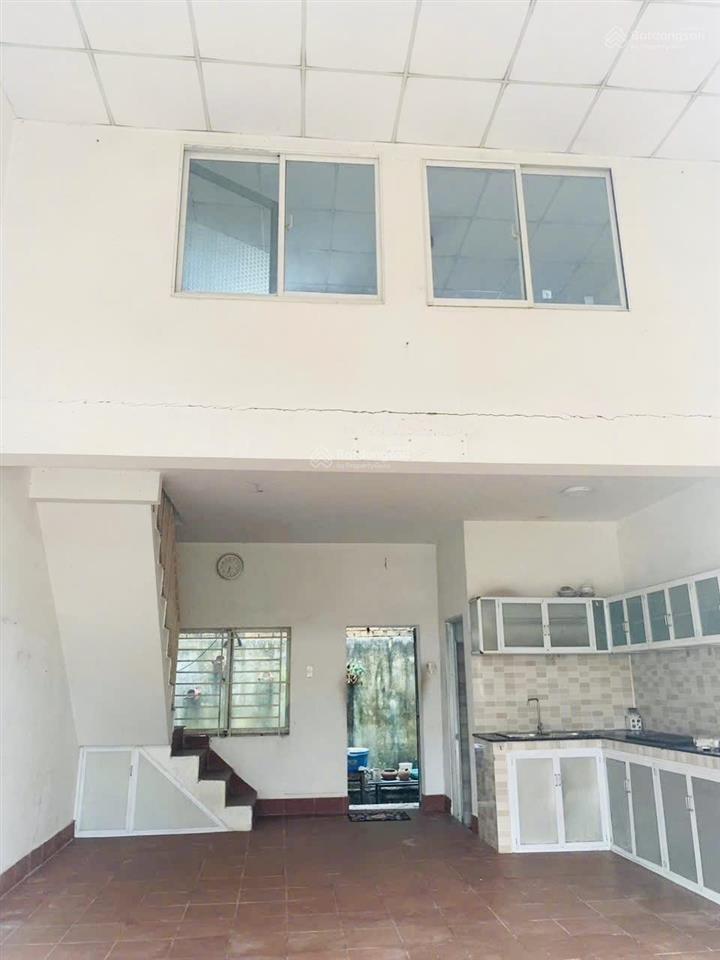 Nhà trong kdc bách khoa gần nguyễn duy trinh giá tốt nhất thời điểm này