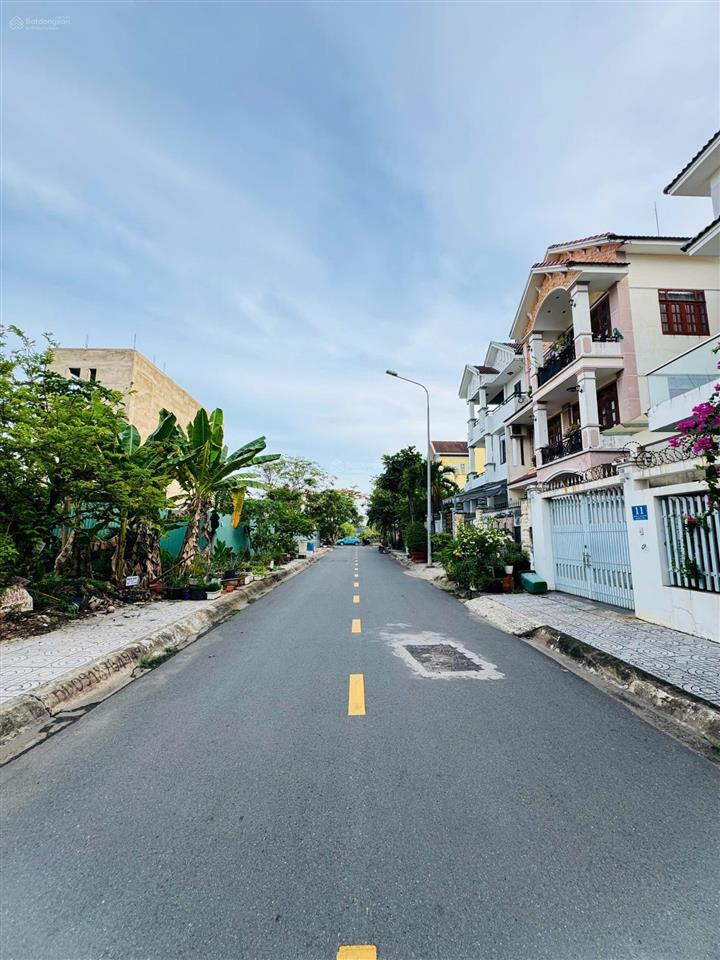 Mr. thanh gửi đến lô đất ngang 10m hiếm có ở kdc văn minh