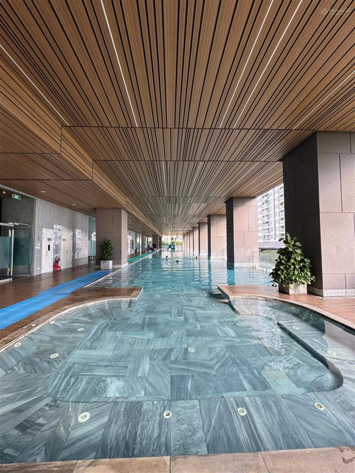 Bán căn hộ 72m2 skyline phường phú thuận giá tốt