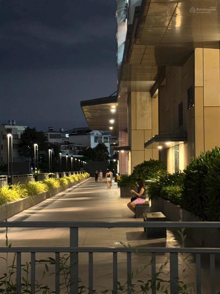 Căn hộ 3 phòng ngủ skyline cần bán giá tốt