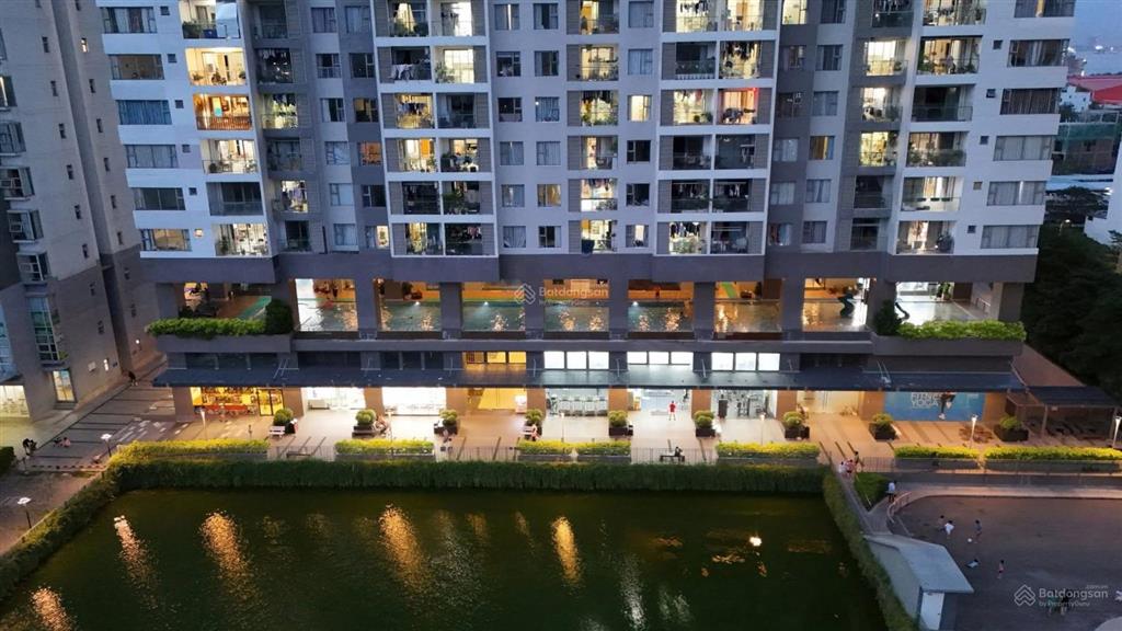 Bán căn hộ 2 phòng ngủ an gia skyline giá tốt