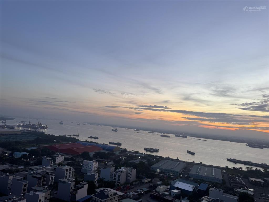 Bán căn hộ 2 phòng ngủ river panorama giá tốt
