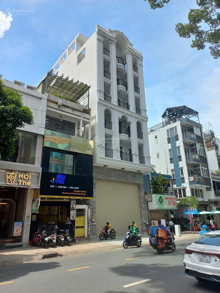 Bán tòa nhà mới xây mặt tiền 4042 đường cao thắng, p. 5, quận 3. hợp đồng thuê 400tr/tháng (7 năm)