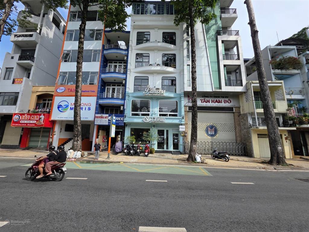 Bán nhà mặt tiền đường hồng bàng, quận 5  gần đại học y dược.dt 4 x 25m.công nhận 100m2. giá 23 tỷ