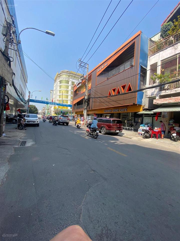 Hạ giá bán gấp  mặt tiền lê minh xuân  đông sơn.tân bình.diện tích 10 x 27m,cn 273m giá chỉ 47 tỷ