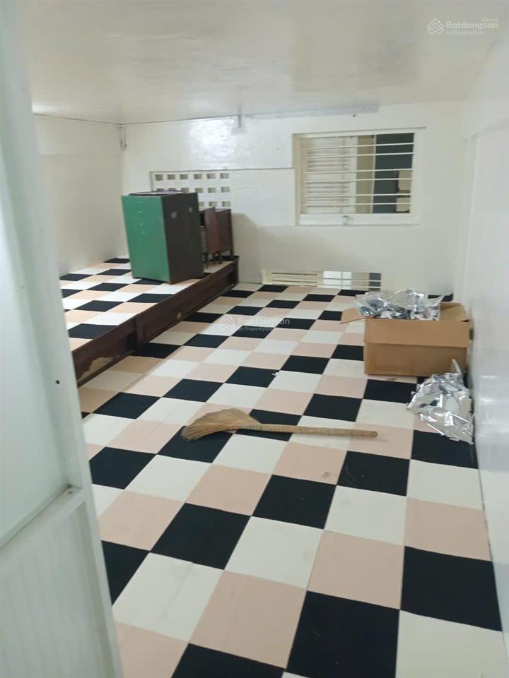 Cho sinh viên trường y thuê  nhà chung cư bình tây, nhà trống, 4 phòng ngủ, 1 phòng khách,