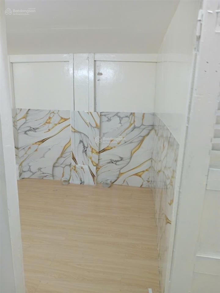 Cho sinh viên trường y thuê  nhà chung cư bình tây, nhà trống, 4 phòng ngủ, 1 phòng khách,