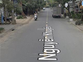 Cặp đất kinh doanh buôn bán mặt tiền nguyễn khuyến ngay cổng đại học sư phạm