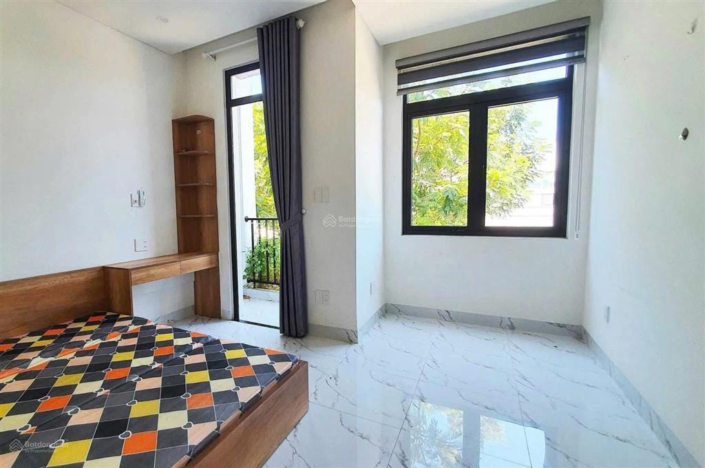 Toà căn hộ 5 tầng góc 2mt kinh dương vương đang cho thuê giá tốt
