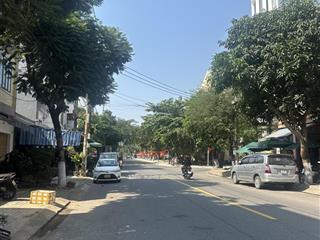 Lô góc 2mt trục đường 10.5m thông biển vị trí đẹp ngang đến 7.7m giá tốt