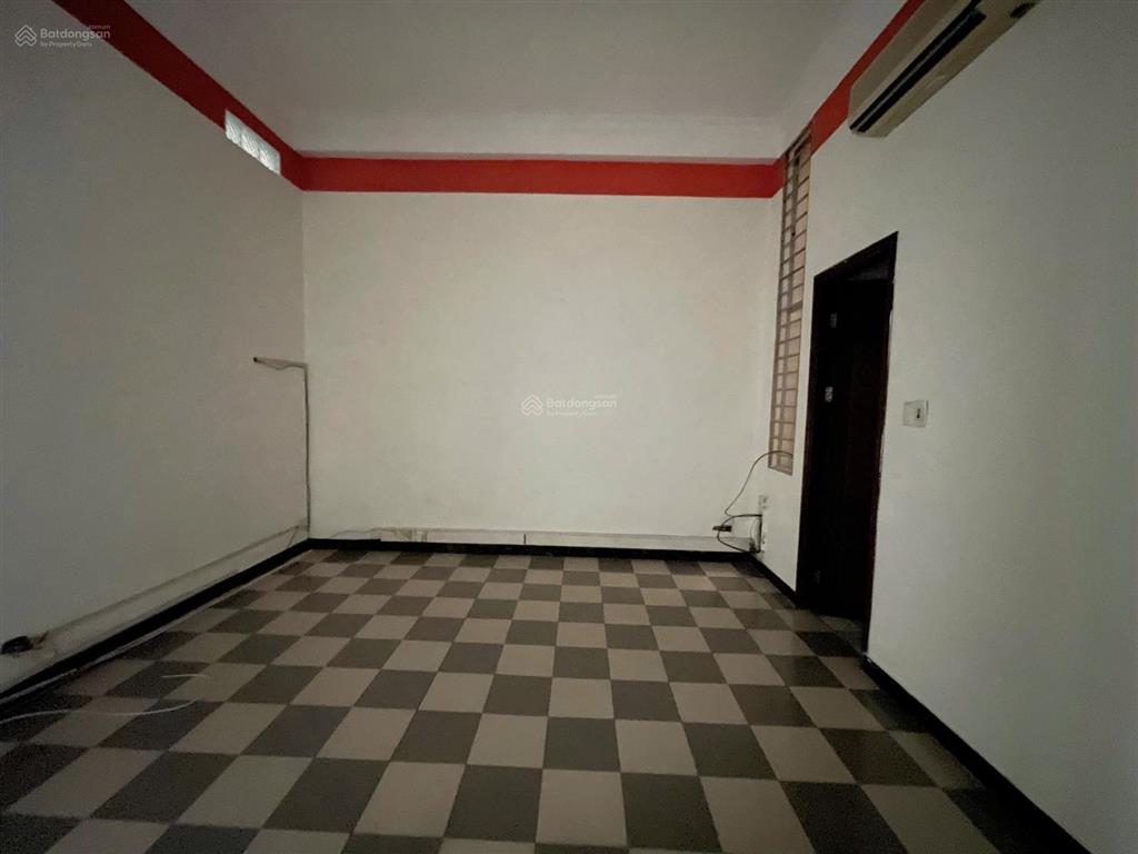 Nhà 3 tầng mặt tiền nguyễn văn linh giá rẻ