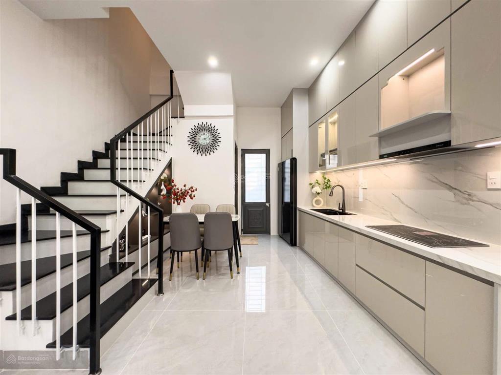 Bán nhà mặt tiền đường 7m5 thái thị bôi, con đường kinh doanh thanh khê  đà nẵng