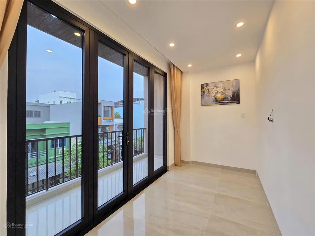 Nhà đẹp gần biển đà nẵng mới 100% full nội thất giá tốt