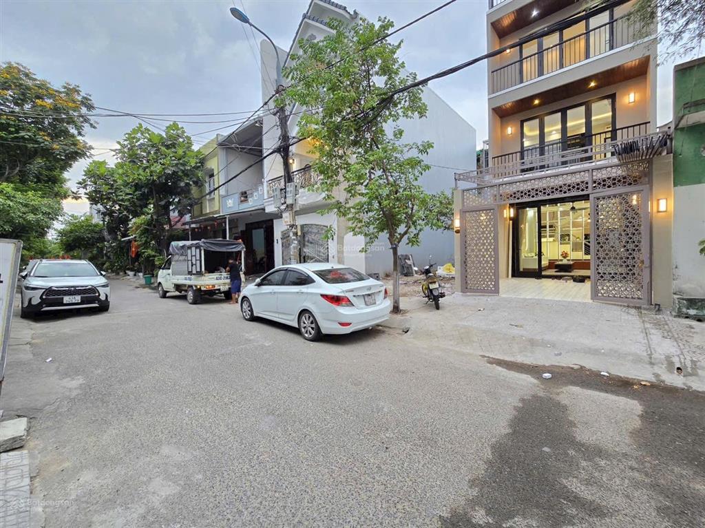 Nhà đẹp gần biển đà nẵng mới 100% full nội thất giá tốt