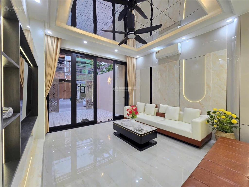 Nhà đẹp gần biển đà nẵng mới 100% full nội thất giá tốt