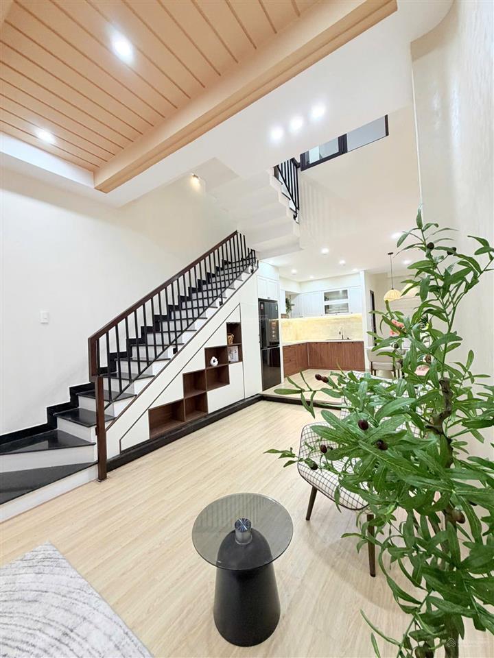Bán nhà 4 tầng nguyễn văn linh gần cầu rồng siêu trung tâm tp đà nẵng
