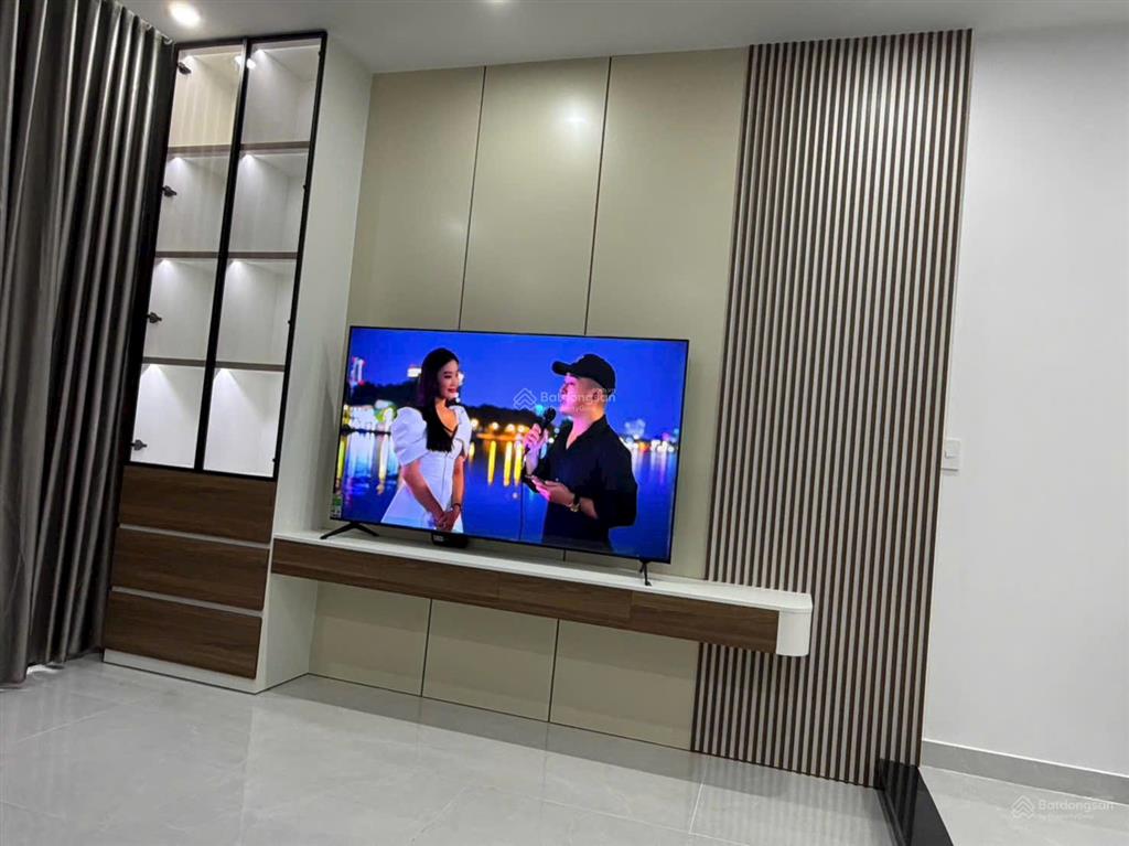 Nhà đẹp gần trung tâm tp đà nẵng cách biển 500m  full nội thất vào ở ngay