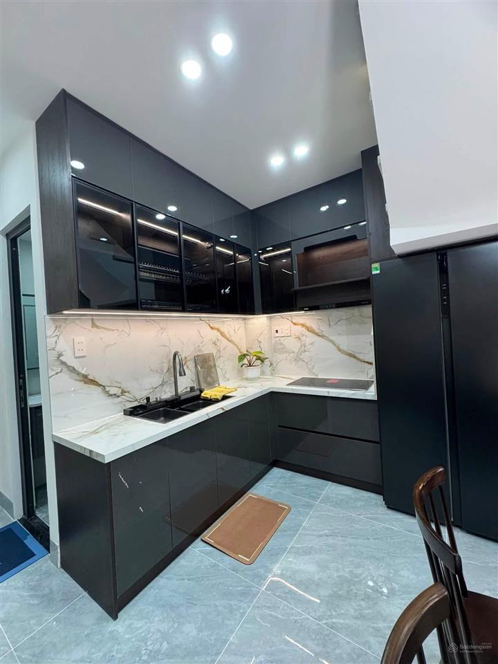 Sở hữu nhà đẹp trung tâm đà nẵng, cách biển chỉ 200m, vào ở ngay