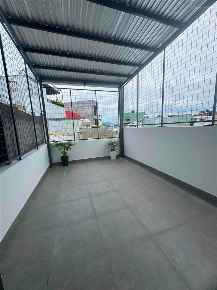 Sở hữu nhà đẹp trung tâm đà nẵng, cách biển chỉ 200m, vào ở ngay