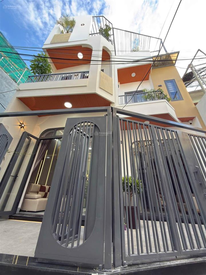 Sở hữu nhà đẹp trung tâm đà nẵng, cách biển chỉ 200m, vào ở ngay