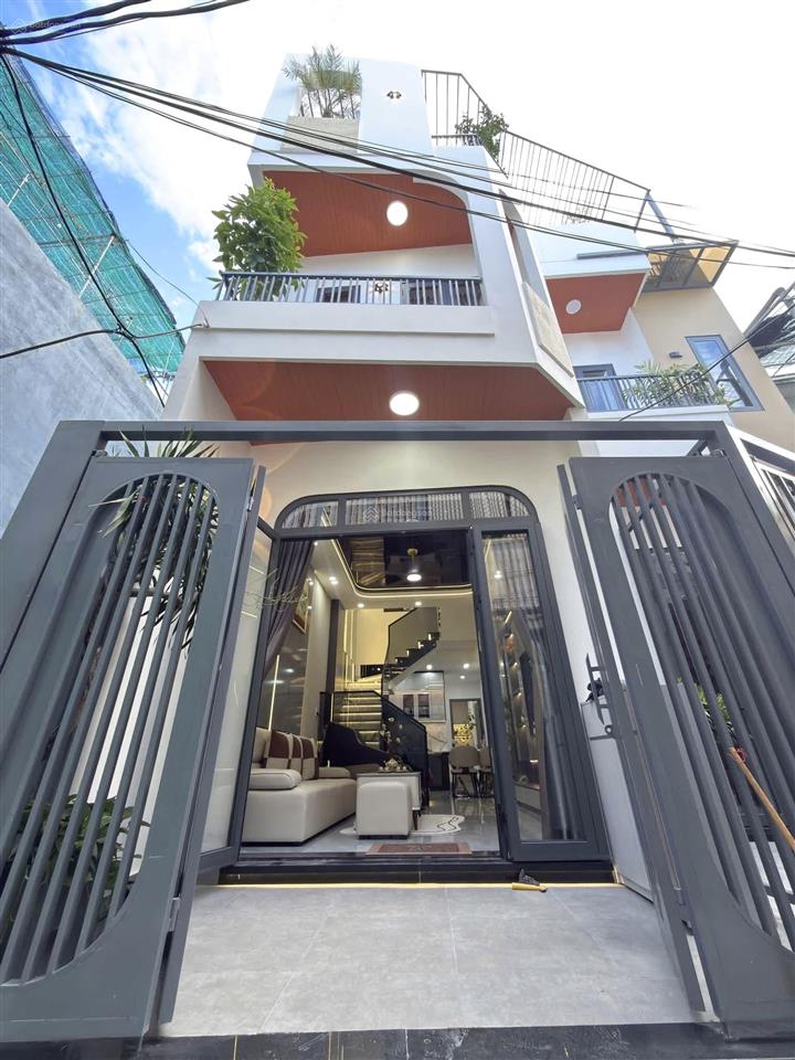 Sở hữu nhà đẹp trung tâm đà nẵng, cách biển chỉ 200m, vào ở ngay