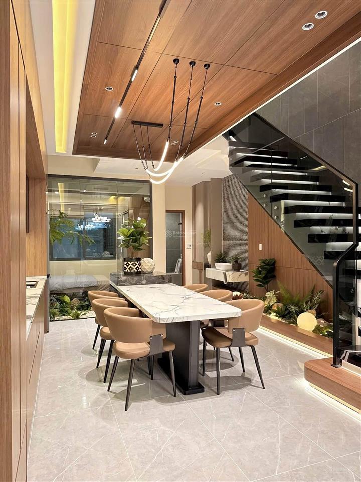 Nhà đẹp thanh lương 18, hòa xuân, 100m2 sân ô tô 7 chỗ thiết kế hiện đại, nhiều không gian xanh